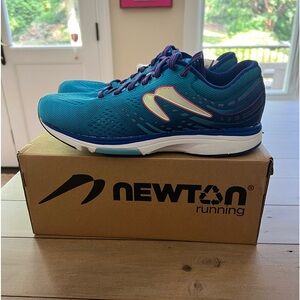 Women's Newton Fate 7 BRAND NEW!! Size 8.5